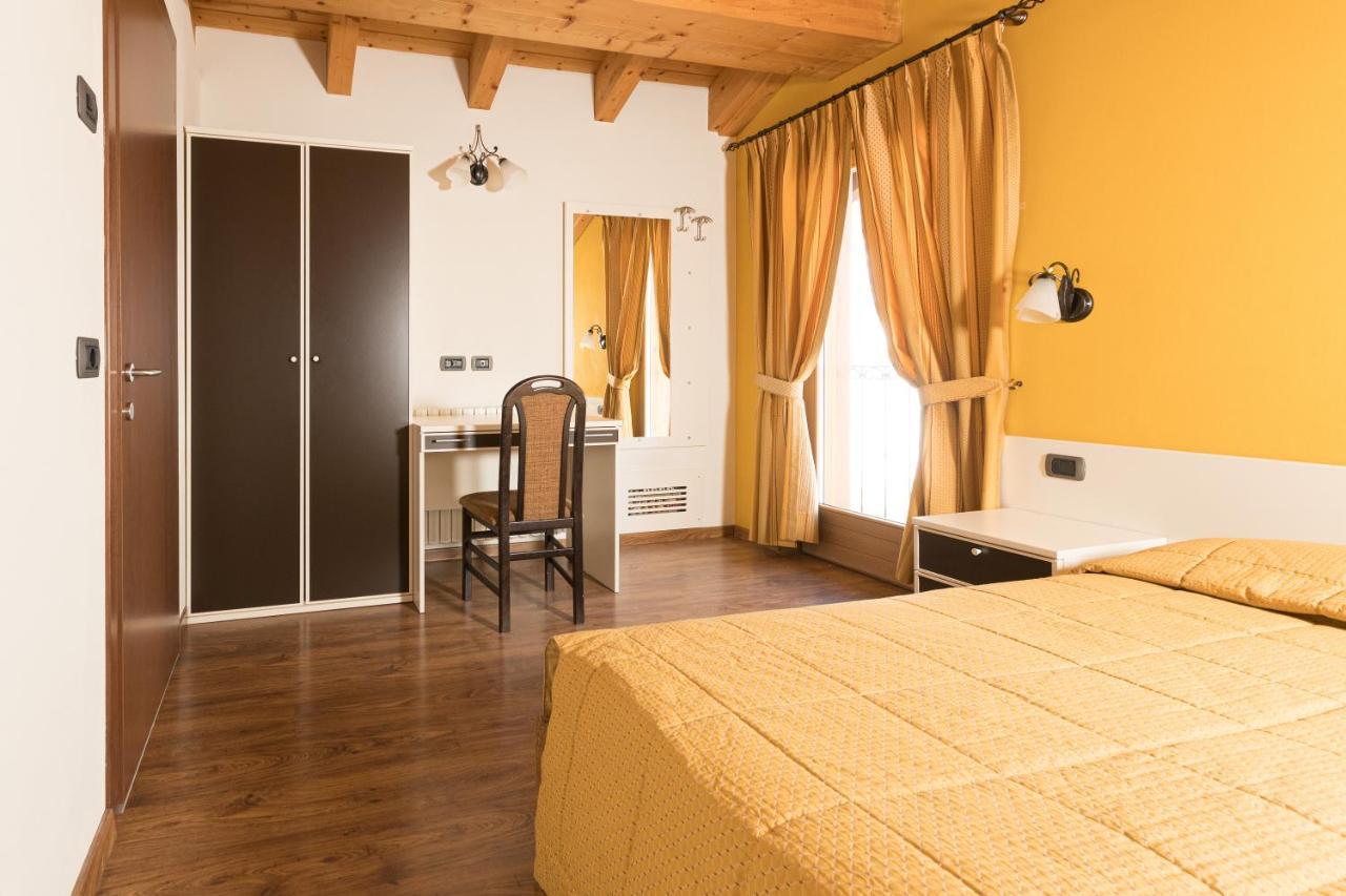 Chalet Kiara - Appartamenti Abar Livigno Bagian luar foto