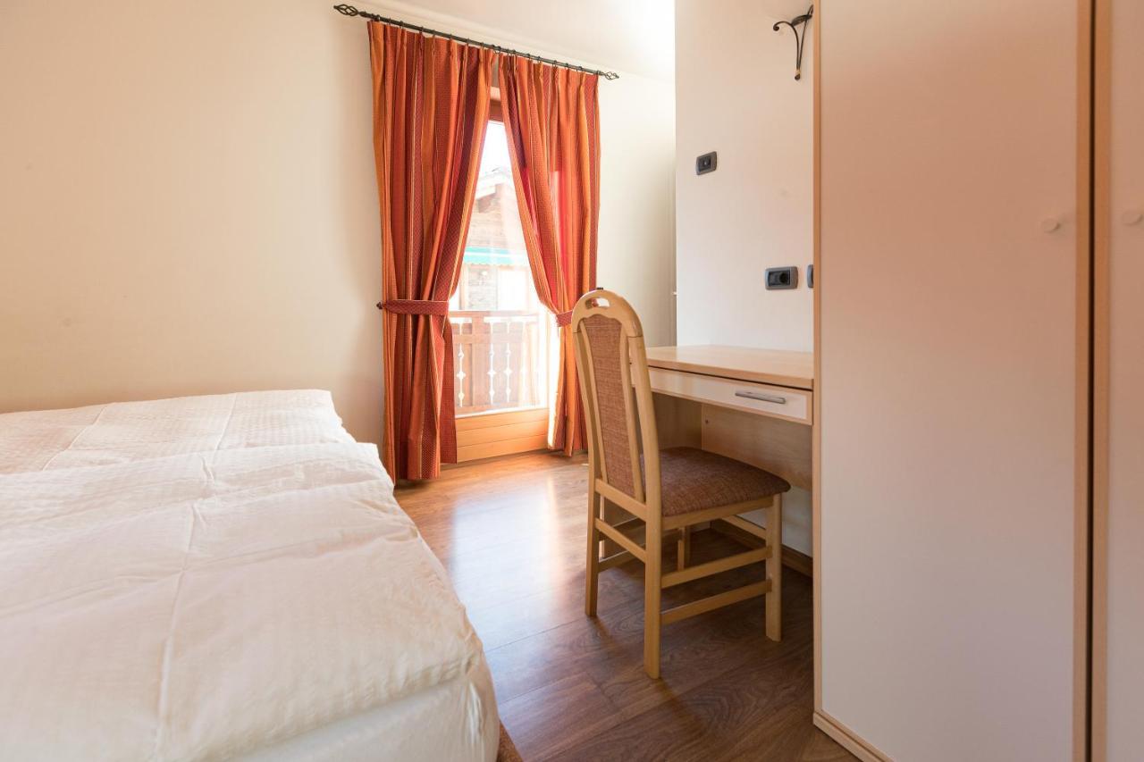 Chalet Kiara - Appartamenti Abar Livigno Bagian luar foto