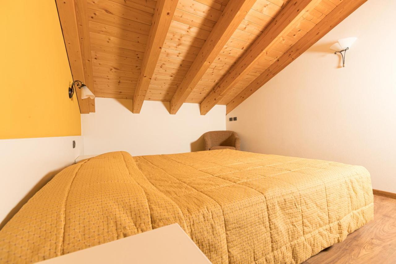 Chalet Kiara - Appartamenti Abar Livigno Bagian luar foto
