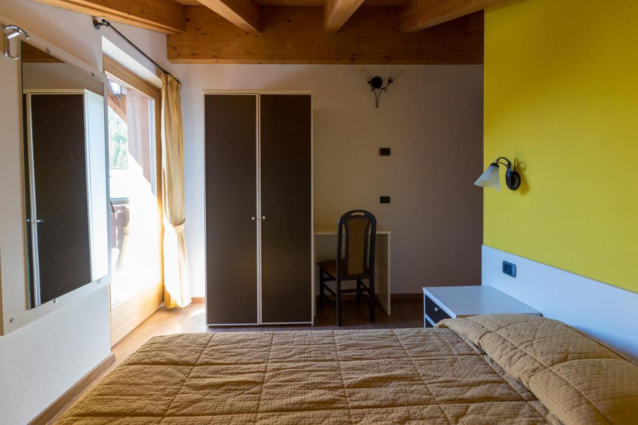 Chalet Kiara - Appartamenti Abar Livigno Bagian luar foto