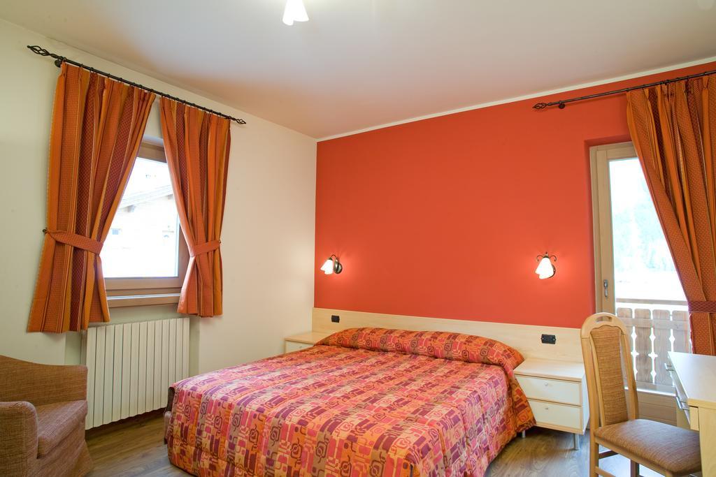 Chalet Kiara - Appartamenti Abar Livigno Ruang foto