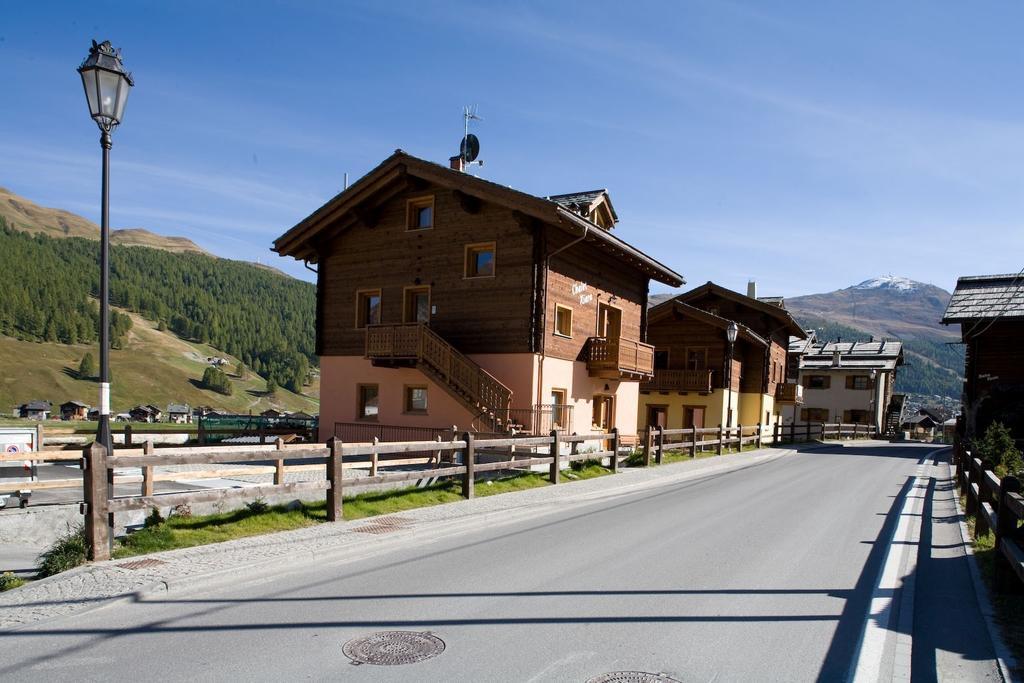 Chalet Kiara - Appartamenti Abar Livigno Bagian luar foto